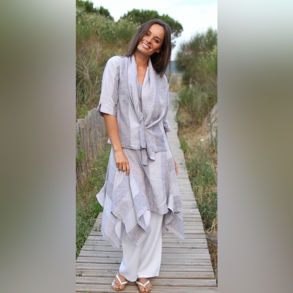 Kokomarina Gray Pants & jacket suit. Size S 100% linen made in France